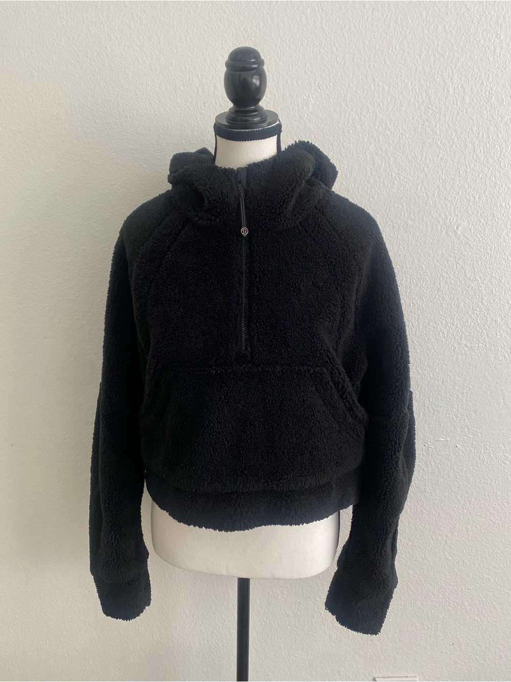 Lululemon black quarter zip fleece hoodie